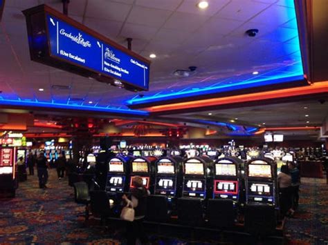 chumash casino hours.